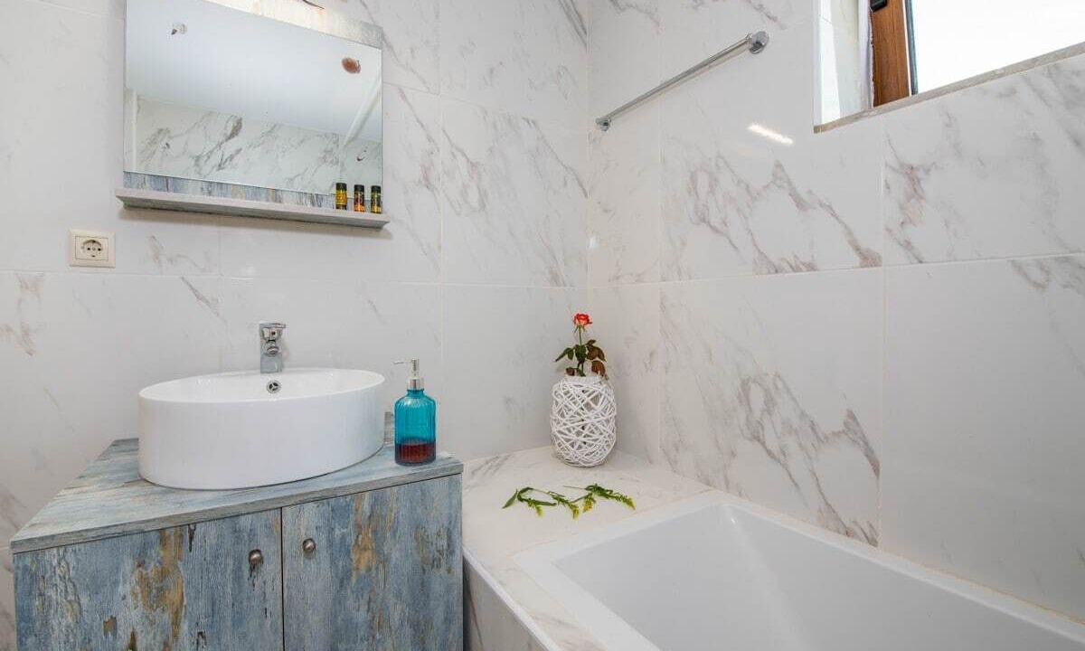 Photo of Bathroom in Kirianna