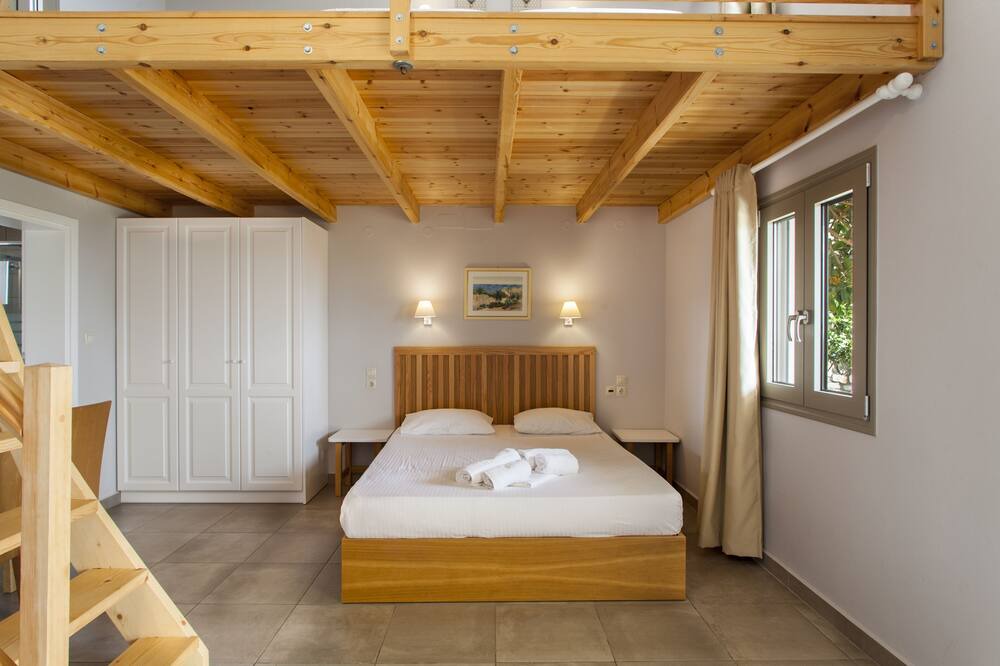 Photo of Bedroom in Diskos