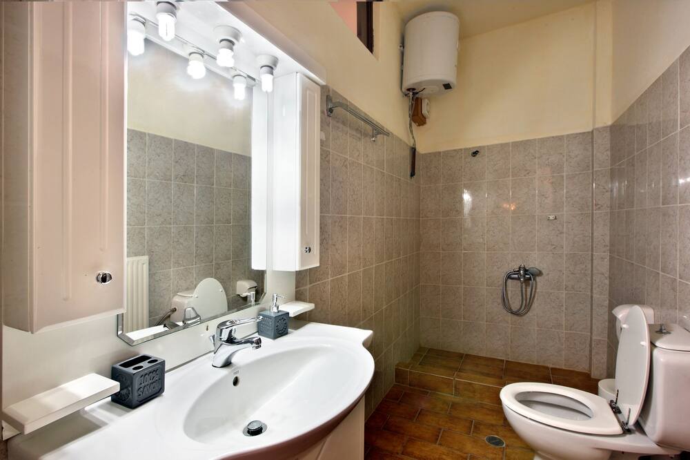 Photo of Bathroom in Anatoli