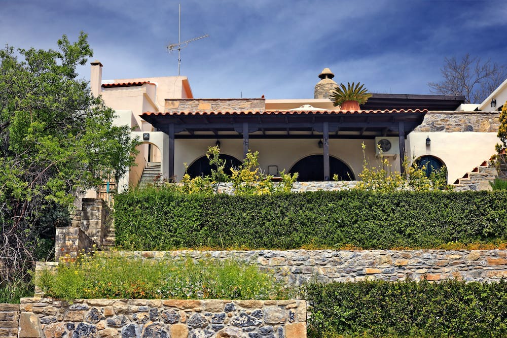 Photo of Outdoor in Anatoli