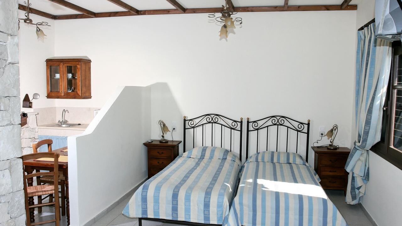 Photo of Bedroom in Kato Gouves