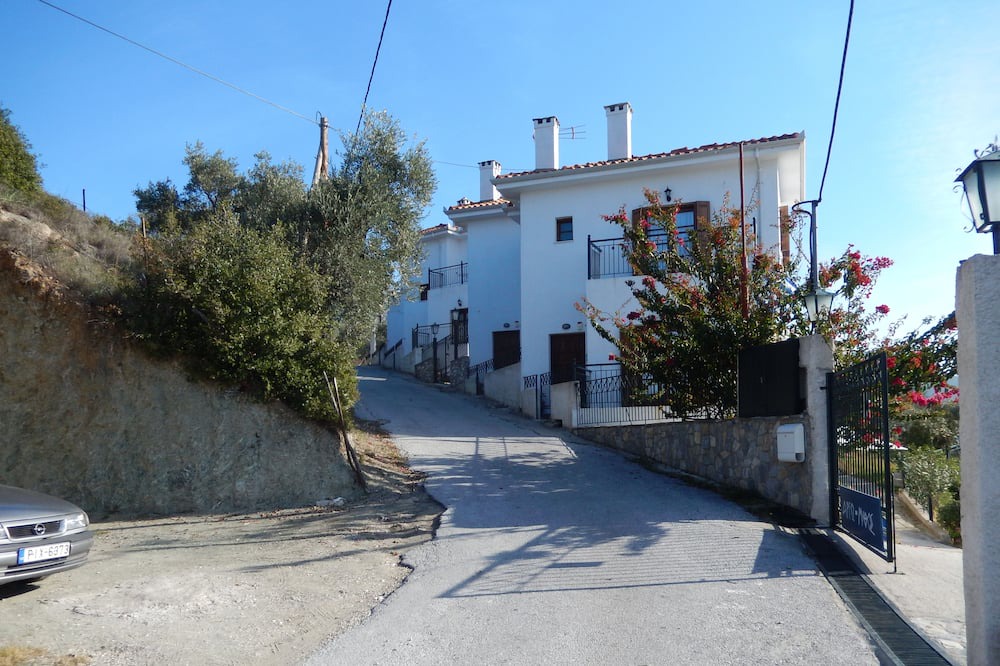 Photo of Outdoor in Trikeri