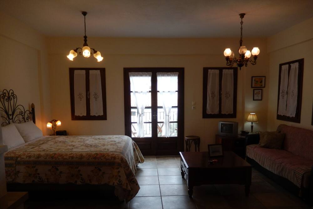 Photo of Bedroom in Trikeri