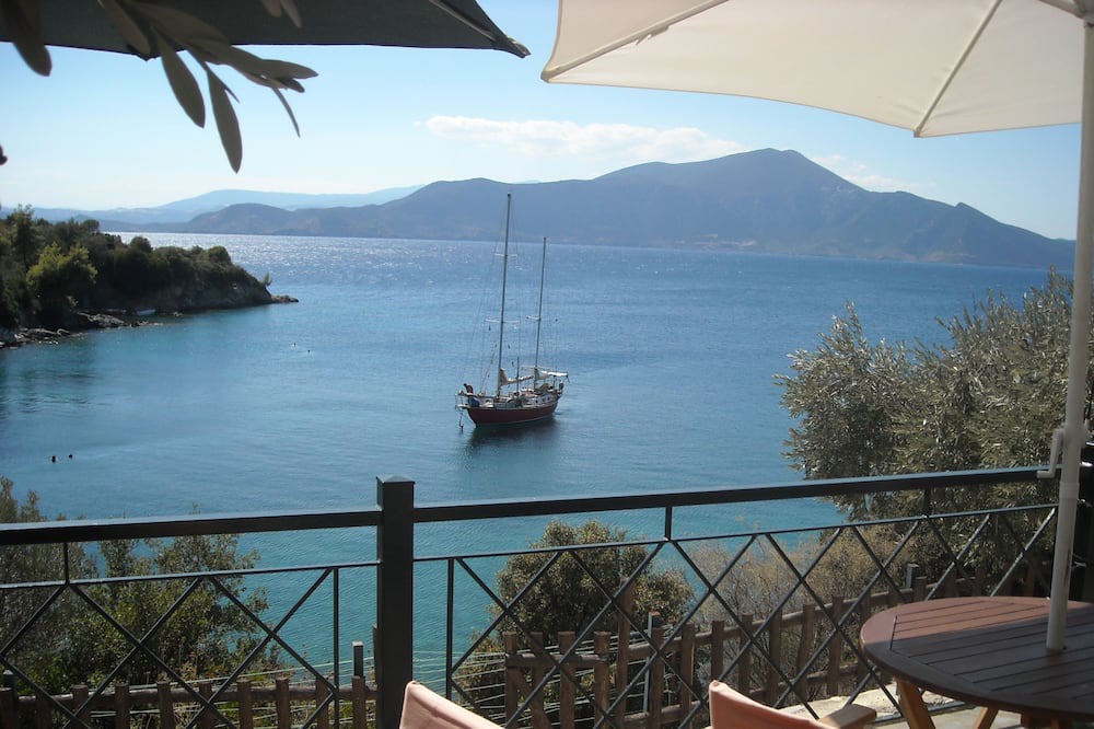 Photo of Patio Balcony in Trikeri