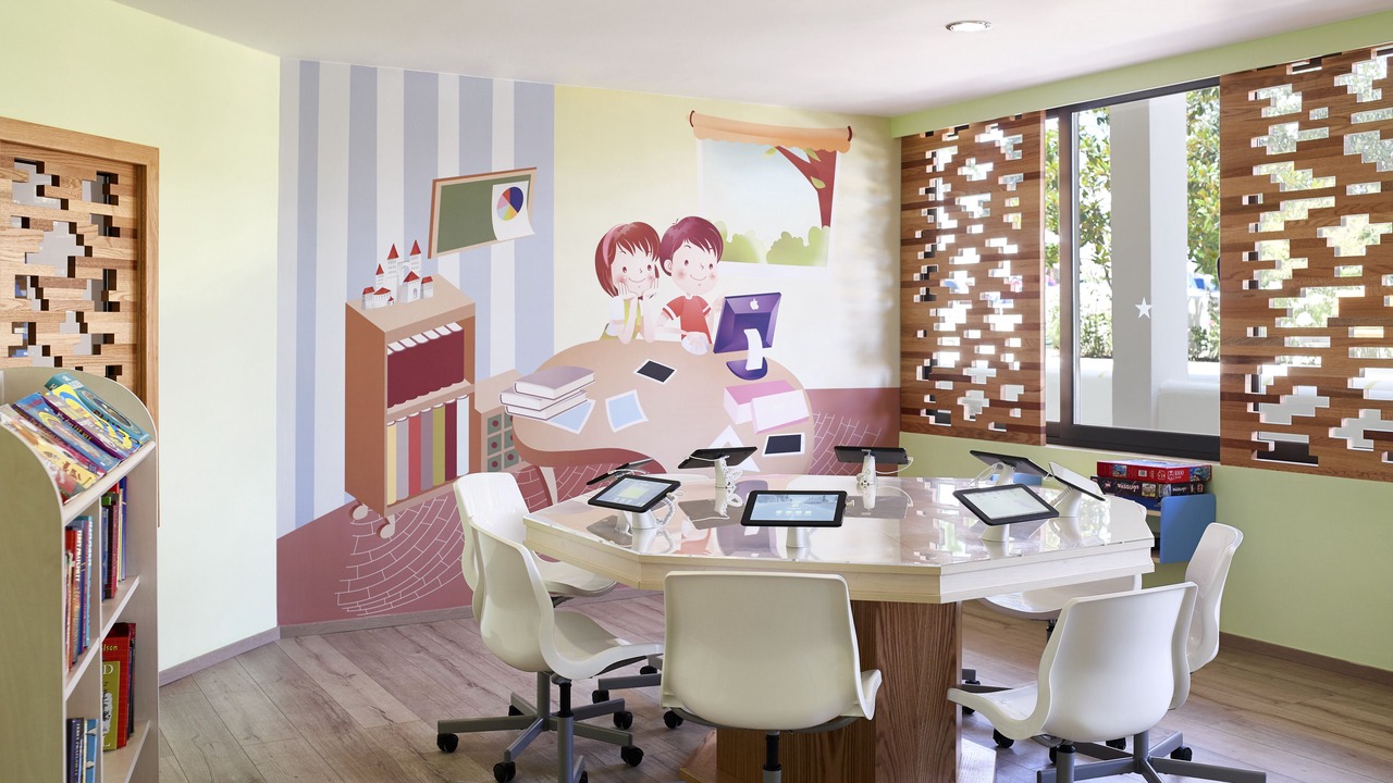 Photo of Others in Agnos