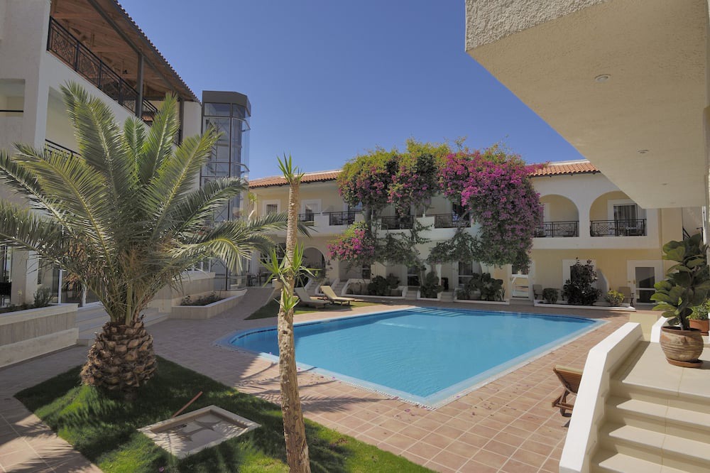 Photo of Outdoor in Kokinos Pirgos