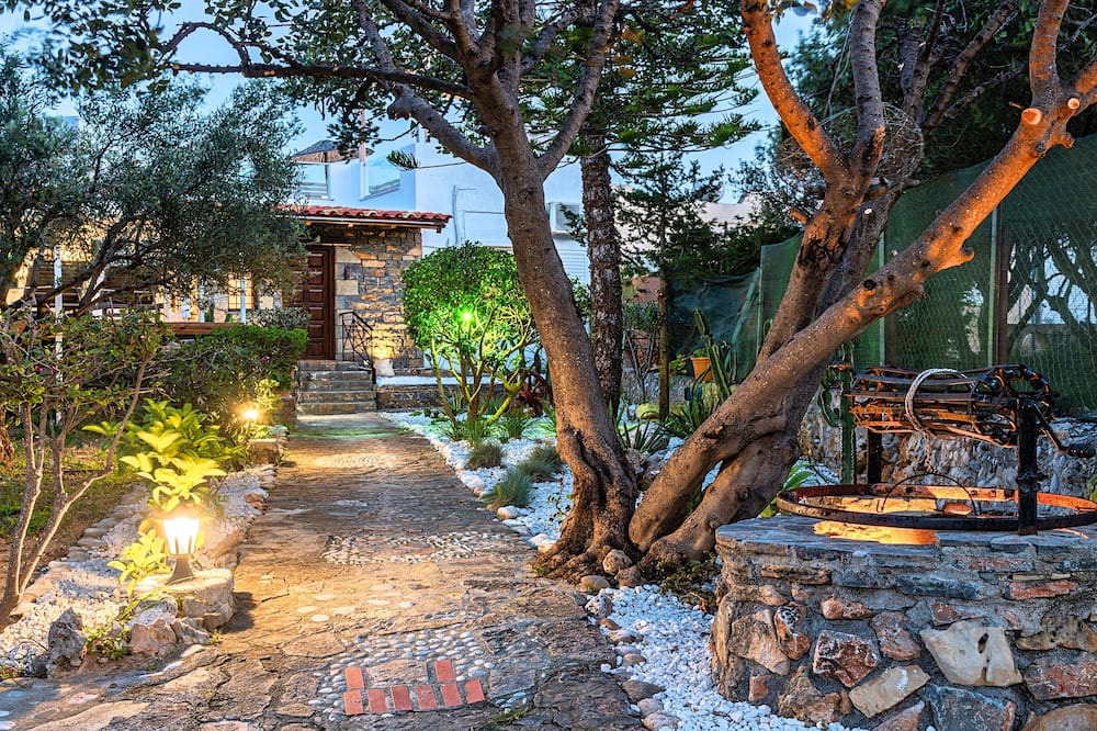 Photo of Outdoor in Vathi