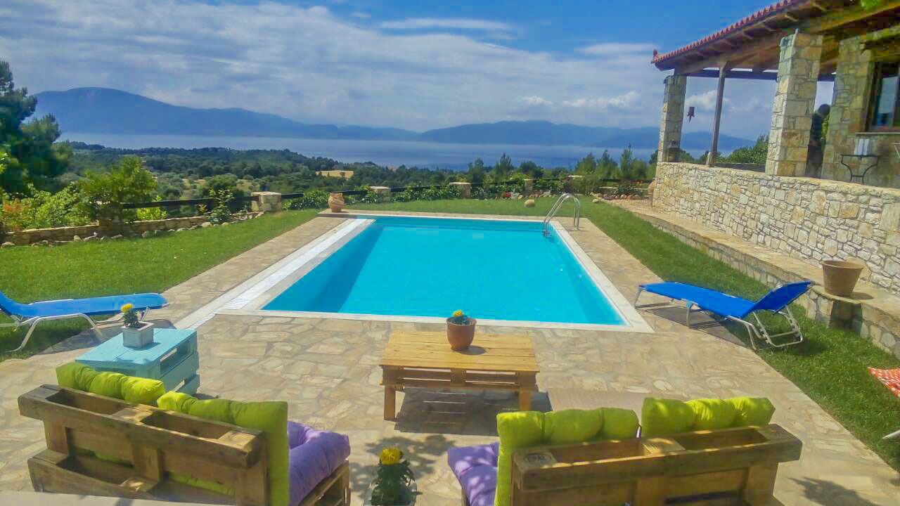 Photo of Outdoor in Nerotrivia
