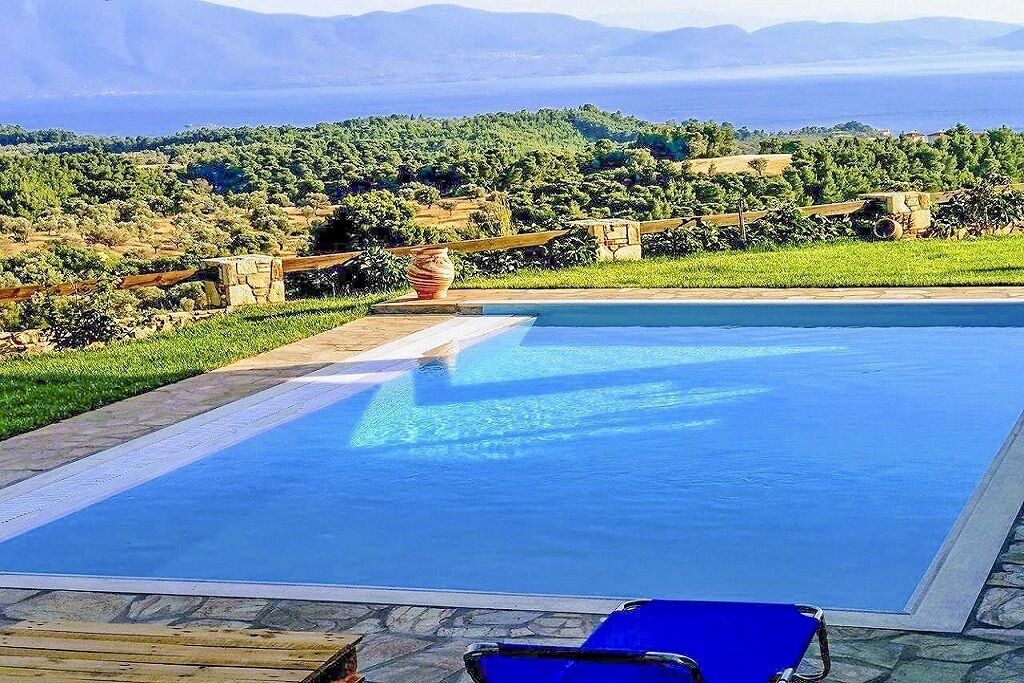 Photo of Outdoor in Nerotrivia