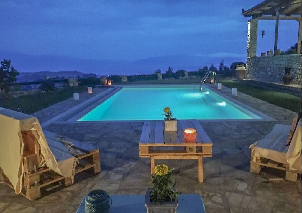 Photo of Outdoor in Nerotrivia