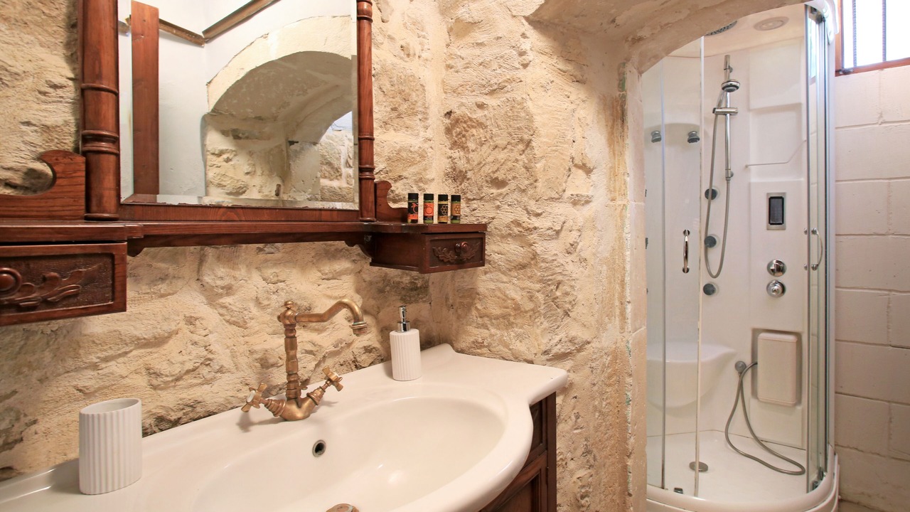 Photo of Bathroom in Kamilari
