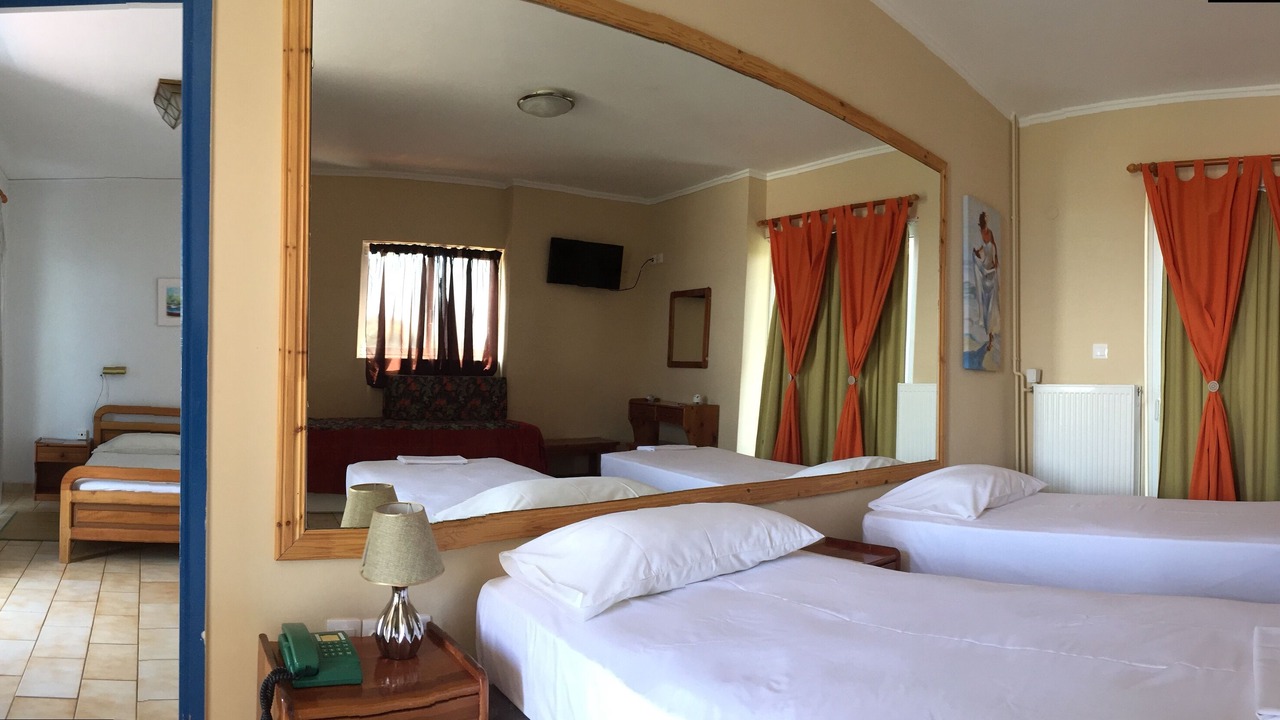 Photo of Bedroom in Karavomilos
