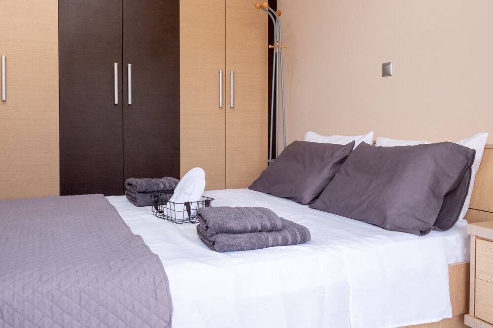 Photo of Bedroom in Petaloudes