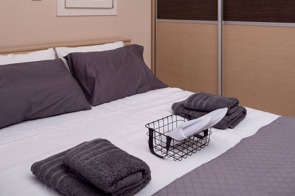 Photo of Bedroom in Petaloudes