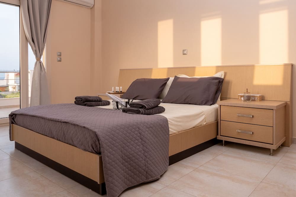 Photo of Bedroom in Petaloudes