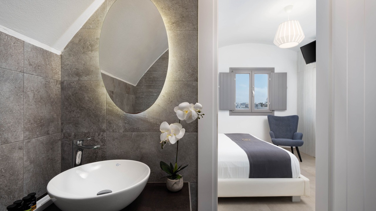 Photo of Bathroom in Exomytis