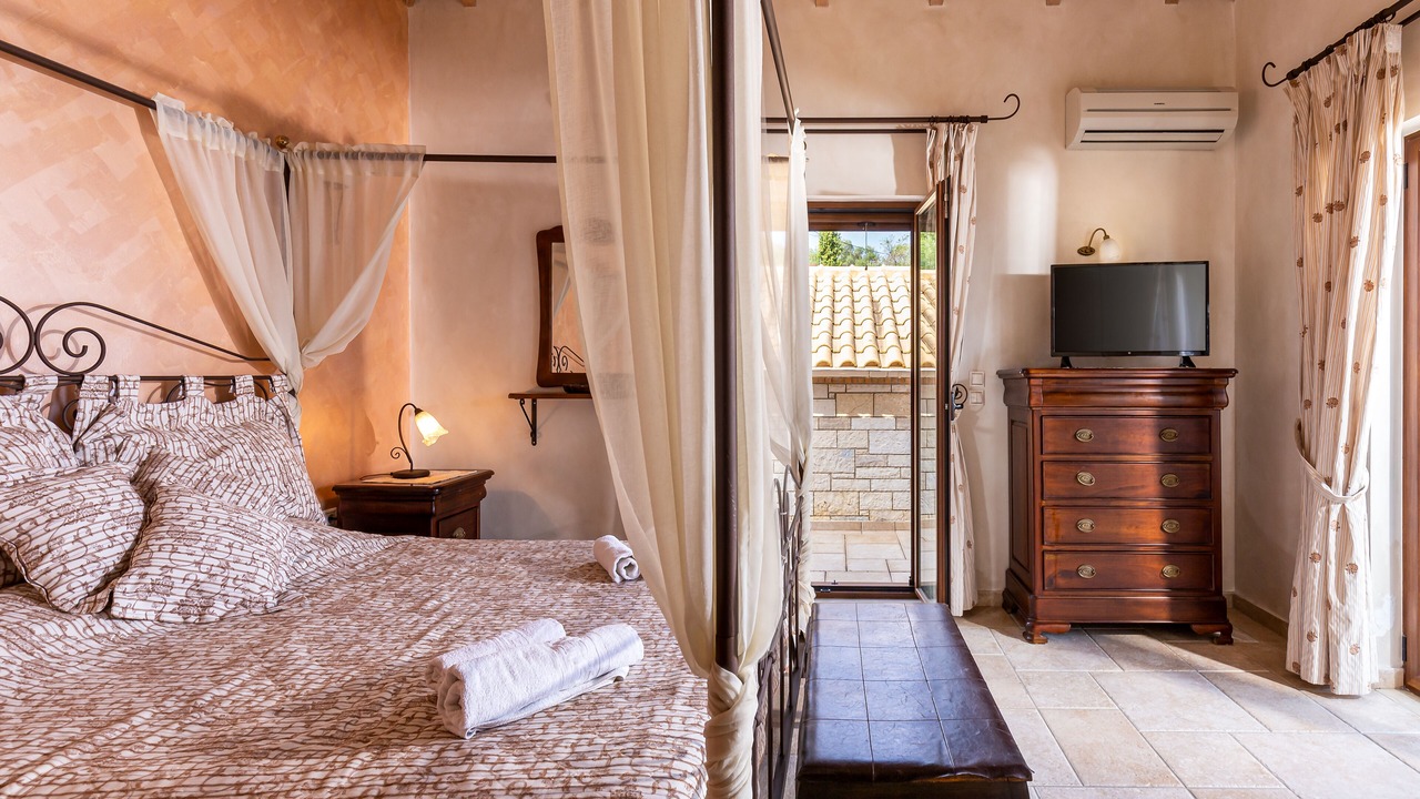 Photo of Bedroom in Gaios