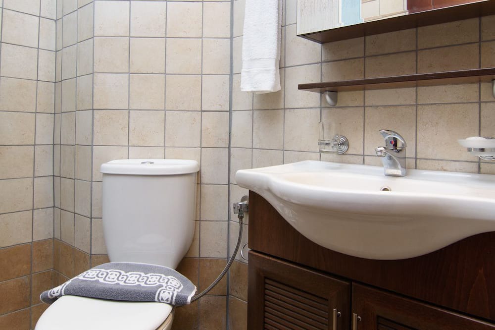Photo of Bathroom in Elati
