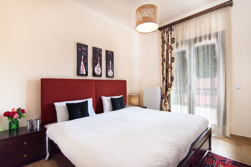 Photo of Bedroom in Elati