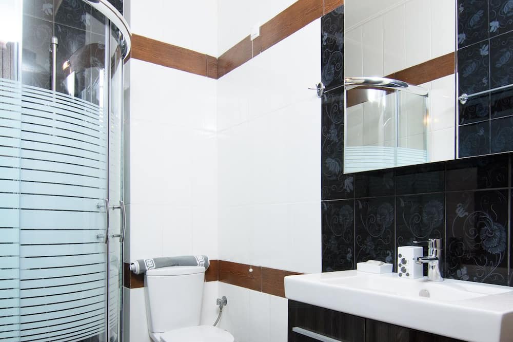 Photo of Bathroom in Elati