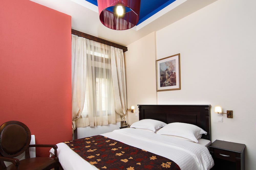 Photo of Bedroom in Elati