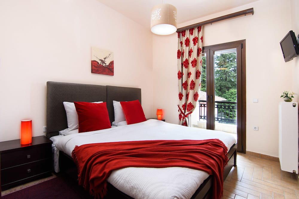 Photo of Bedroom in Elati
