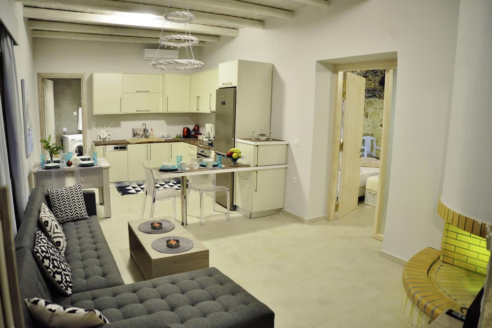Photo of Kitchen in Limeniskos