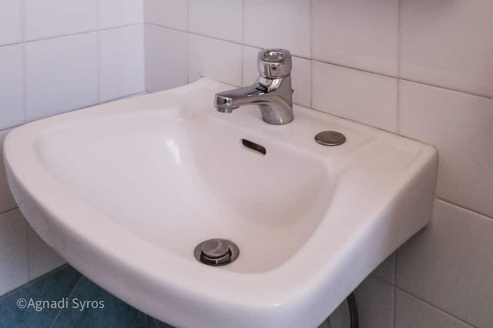 Photo of Bathroom in Megas Gialos