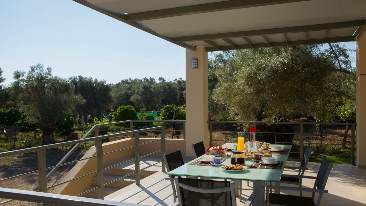Photo of Outdoor in Apolpaina
