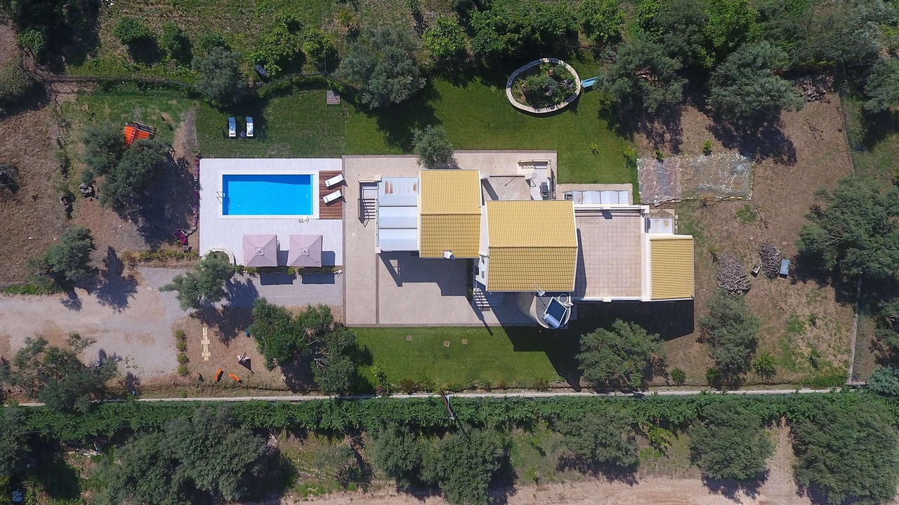 Photo of Outdoor in Apolpaina