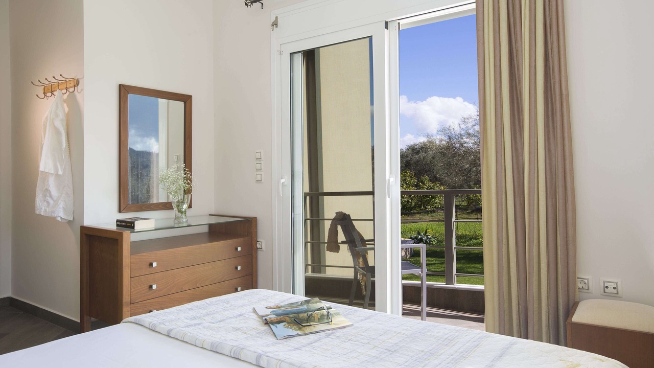Photo of Bedroom in Apolpaina