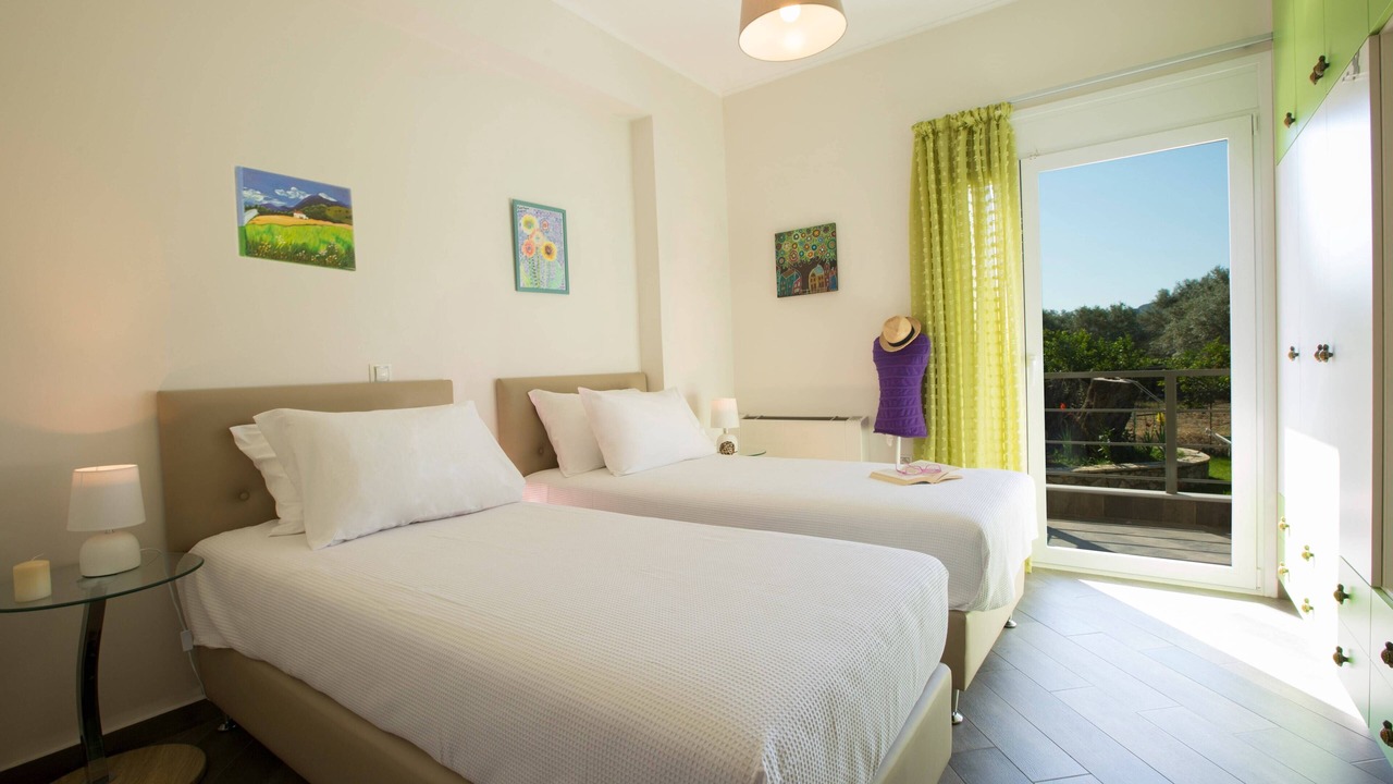 Photo of Bedroom in Apolpaina