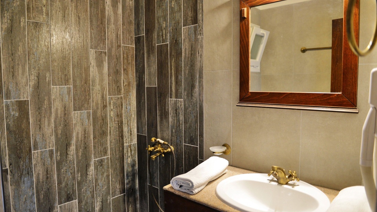 Photo of Bathroom in Katerini