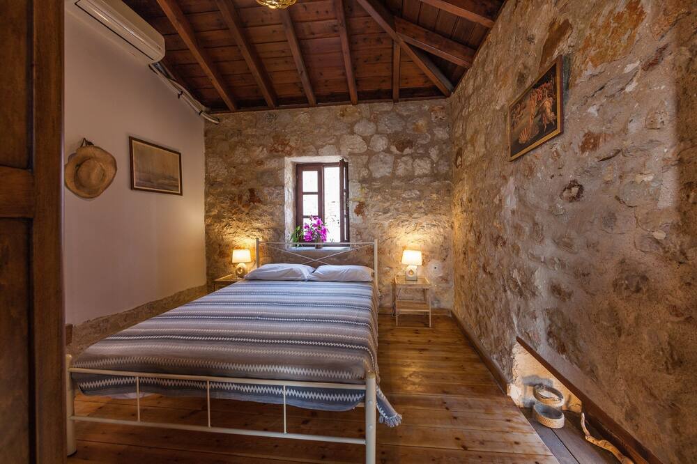 Photo of Bedroom in Halki