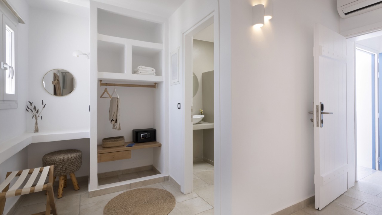 Photo of Bedroom in Antiparos