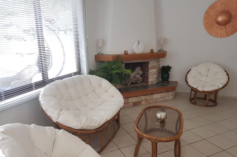 Photo of Livingroom in Paliouri