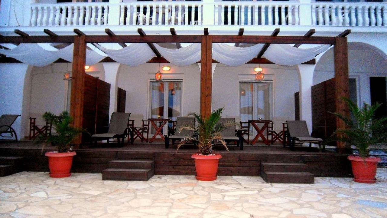 Photo of Patio Balcony in Messonghi