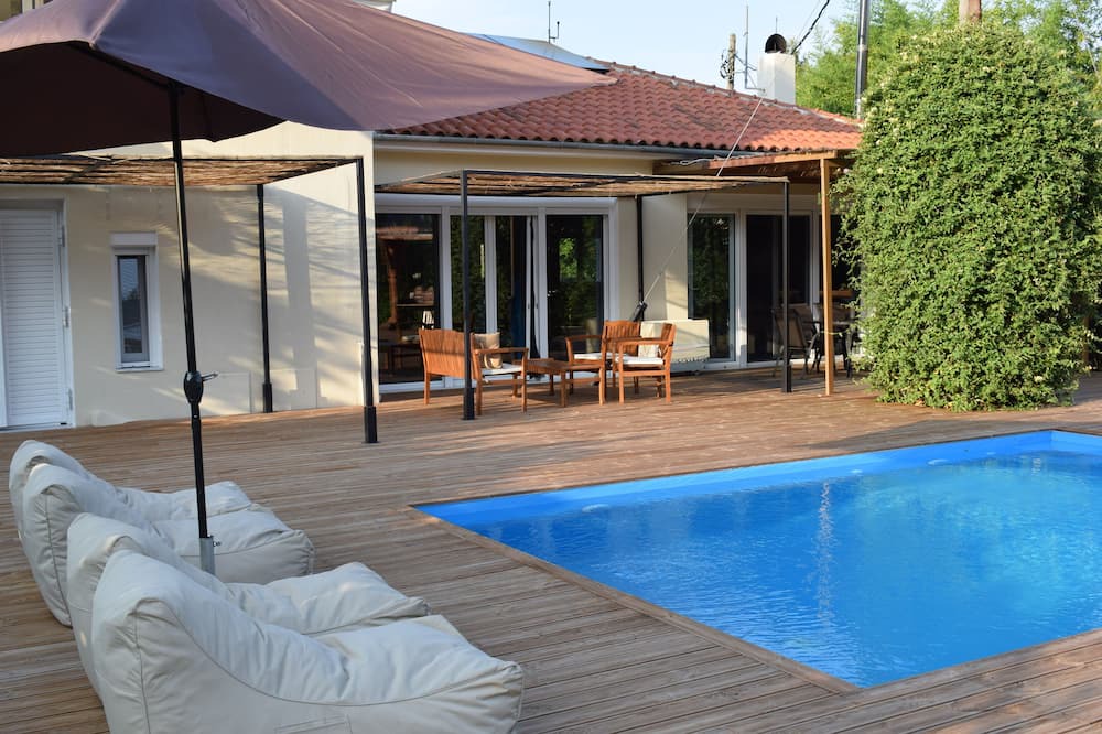 Photo of Outdoor in Agia Paraskevi