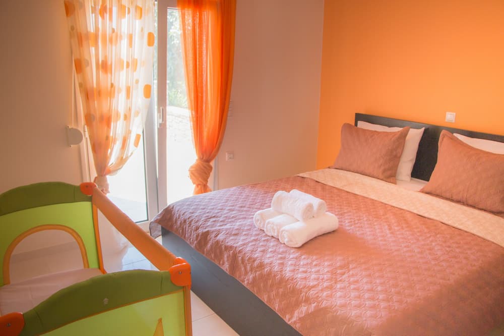 Photo of Bedroom in Pefki