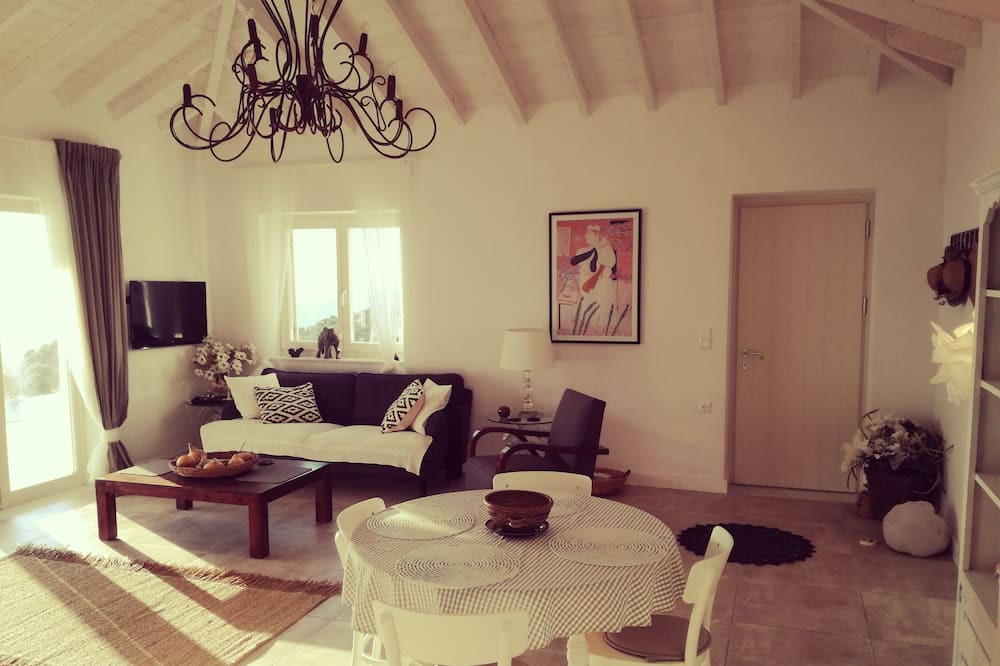 Photo of Livingroom in Skiathos