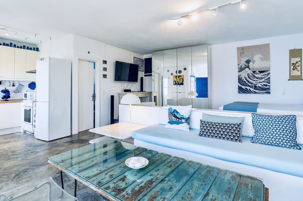 Photo of Bedroom in Platis Gialos