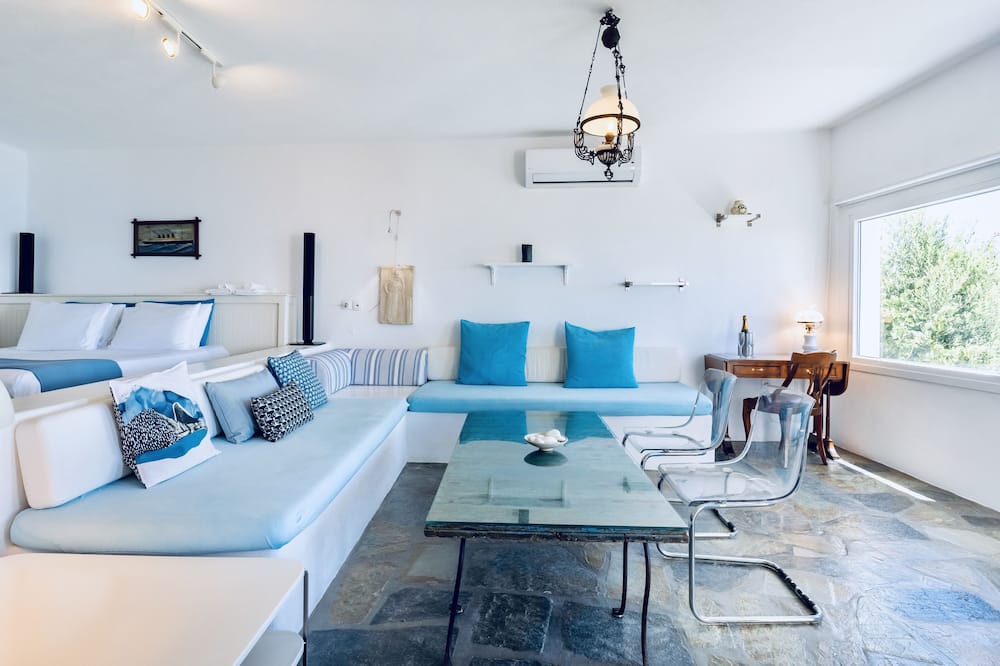 Photo of Livingroom in Platis Gialos