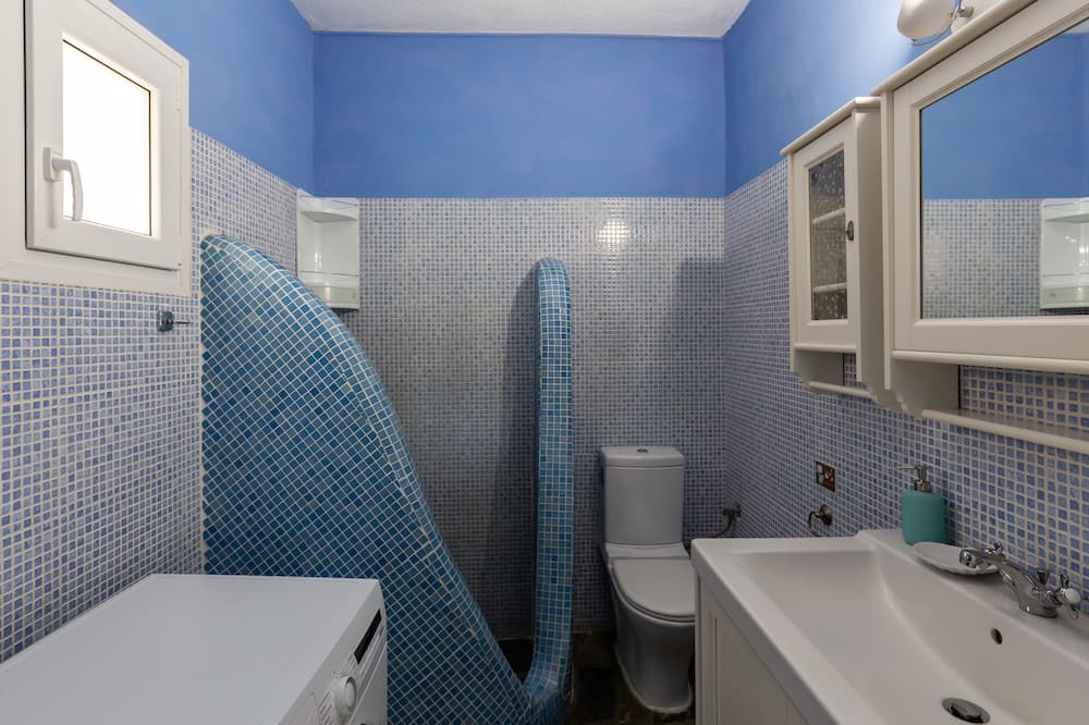 Photo of Bathroom in Platis Gialos