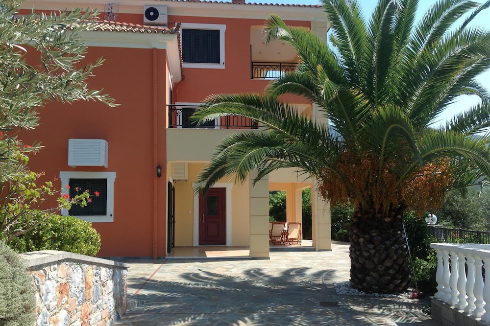 Photo of Outdoor in Elios
