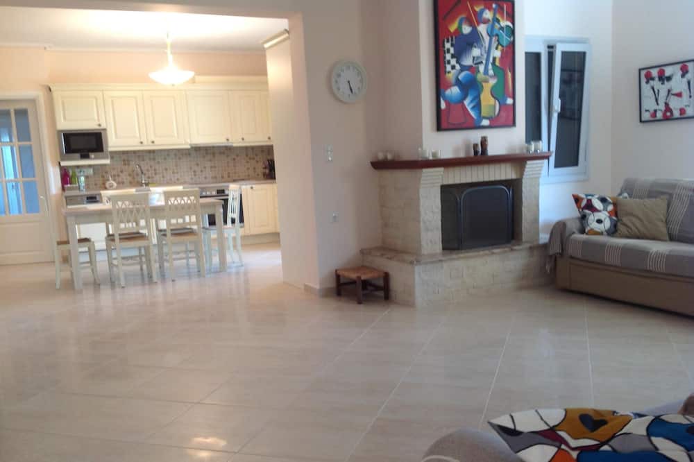 Photo of Livingroom in Elios