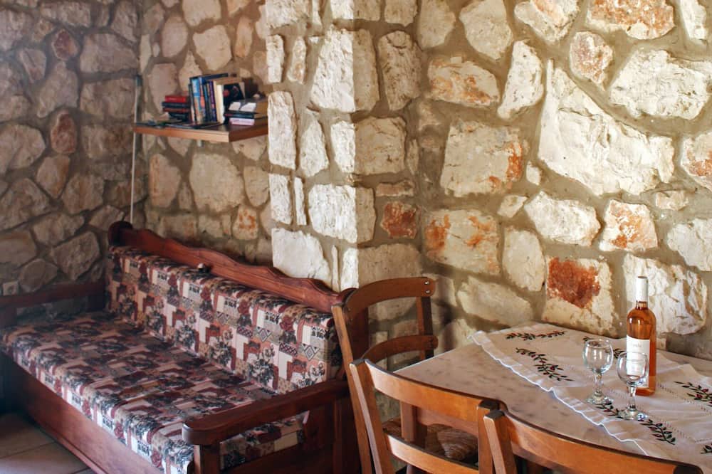 Photo of Livingroom in Xirokastello