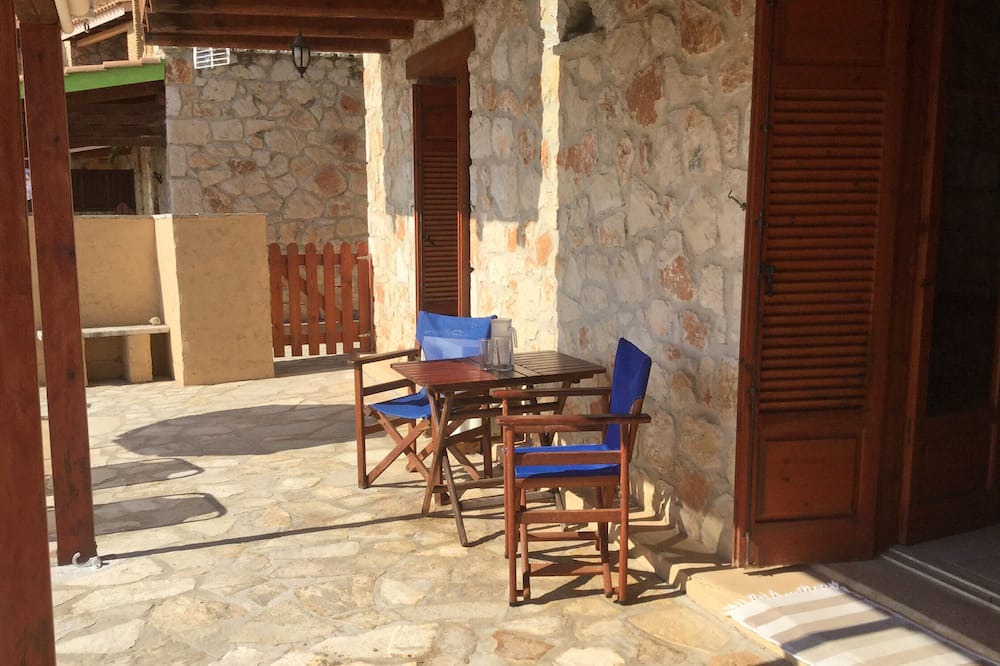 Photo of Patio Balcony in Xirokastello