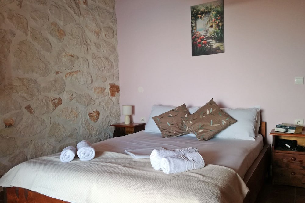 Photo of Bedroom in Xirokastello