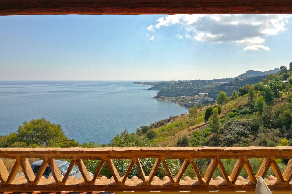 Photo of Patio Balcony in Xirokastello