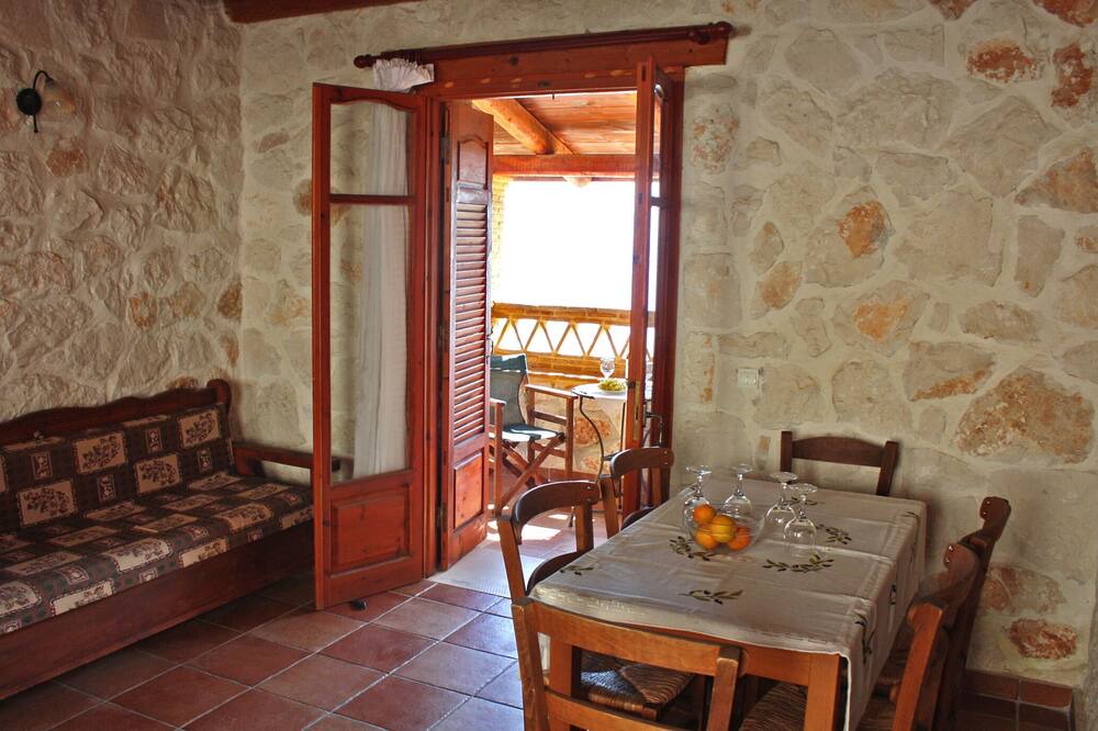 Photo of Livingroom in Xirokastello